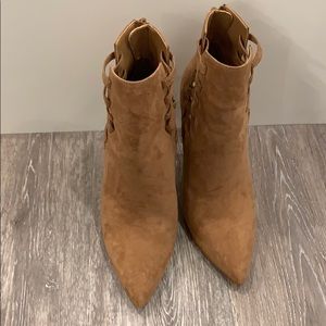 ALDO size 7 Suede nude Booties